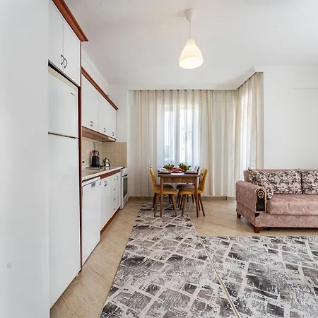 Assos Appartement *